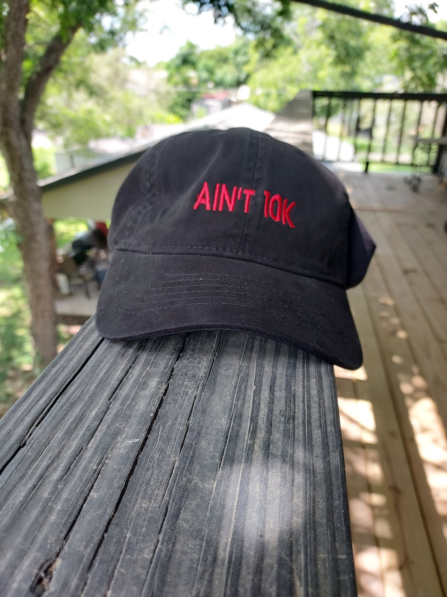 BLACK "AIN'T 10K" HAT